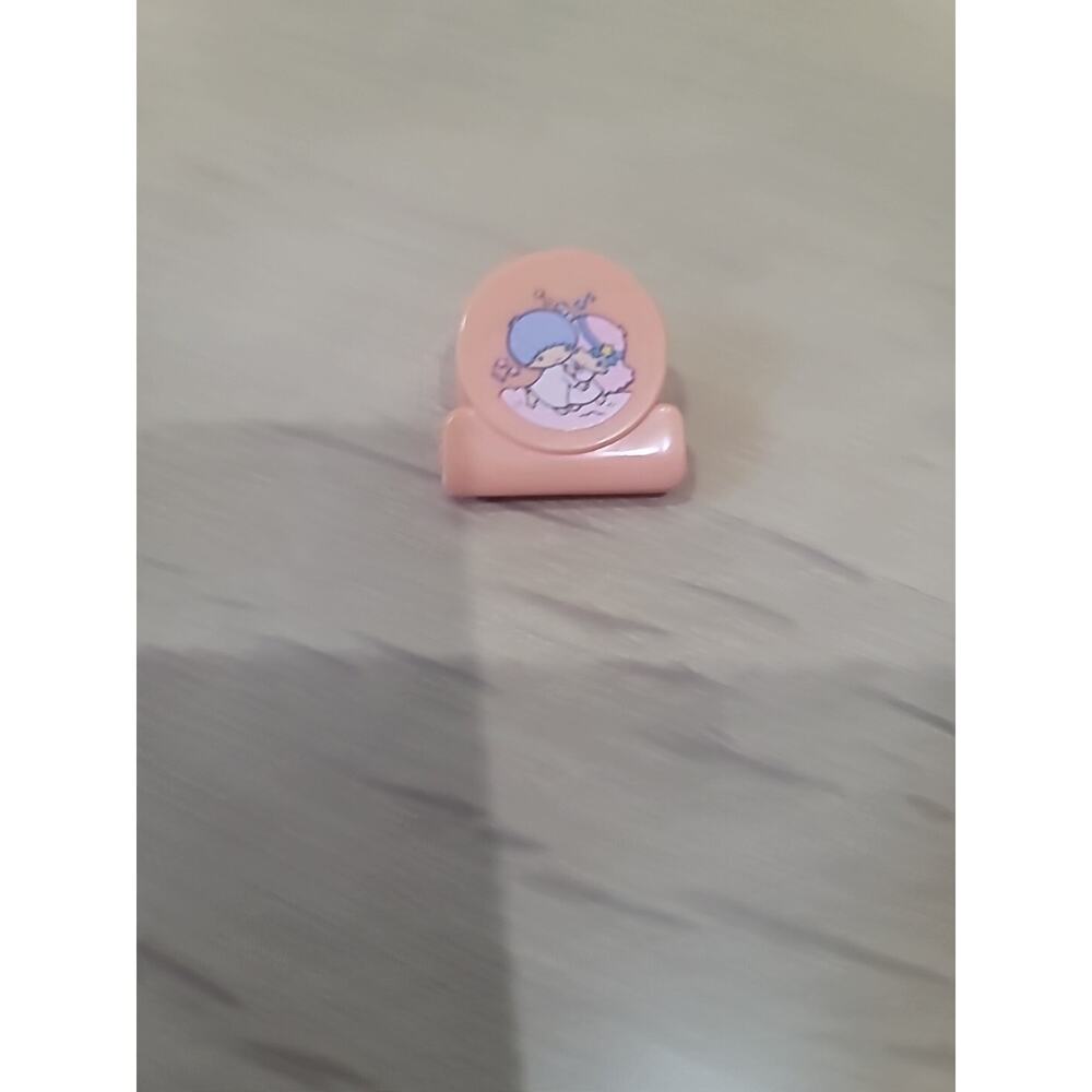 Vintage 1977 Pink Sanrio Mini Paper Clip Little Twin Stars Light Pink - Picture 2 of 7